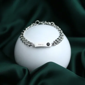 Bar bracelet with secret photo projection inside and personalized engraving, a heartfelt keepsake gift.