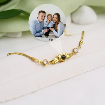 Angel heart bracelet with hidden picture inside, a heartfelt gift to remind mom she’s always close.