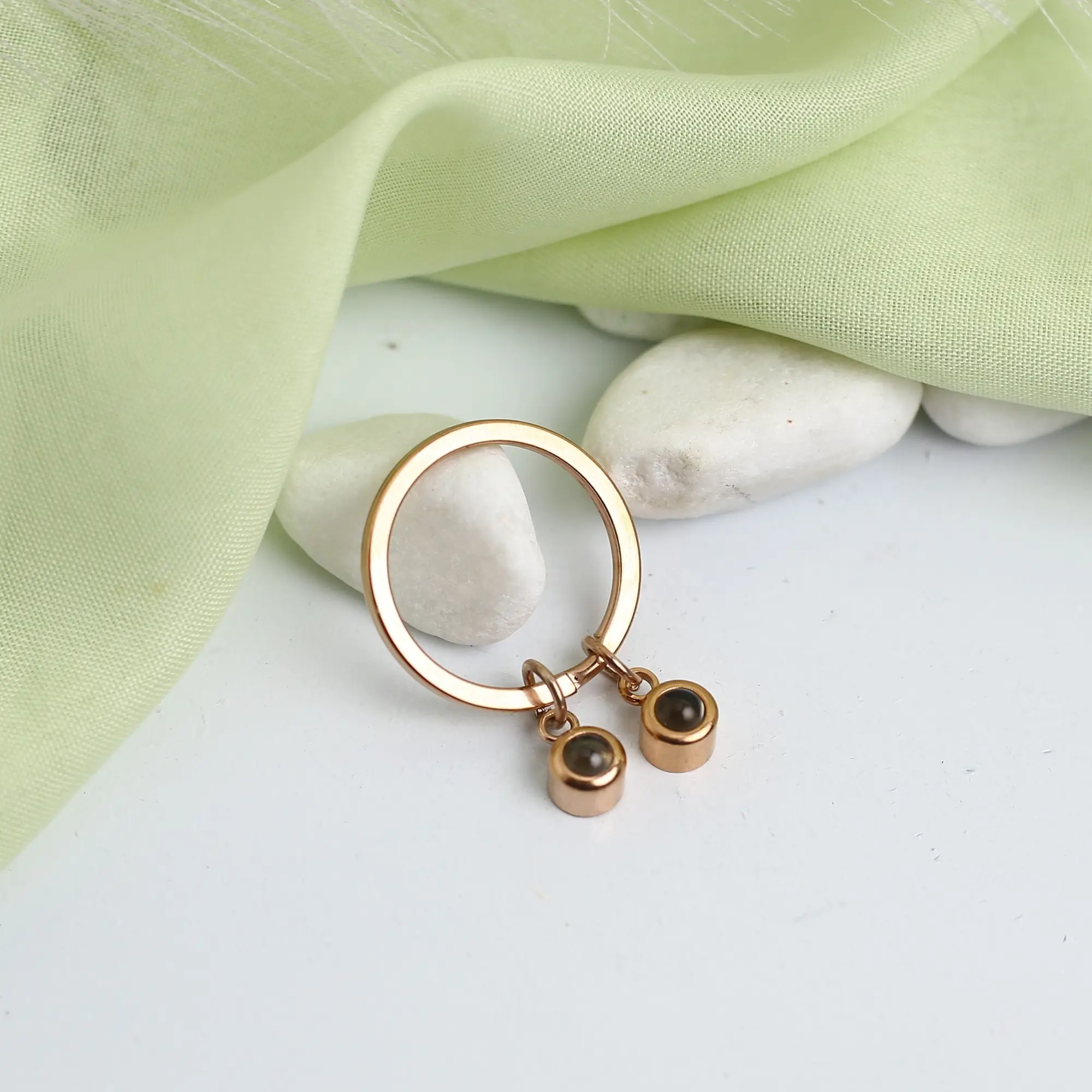 double circle photo projection keychain Personalized double circle photo projection keychain, perfect custom birthday gift.