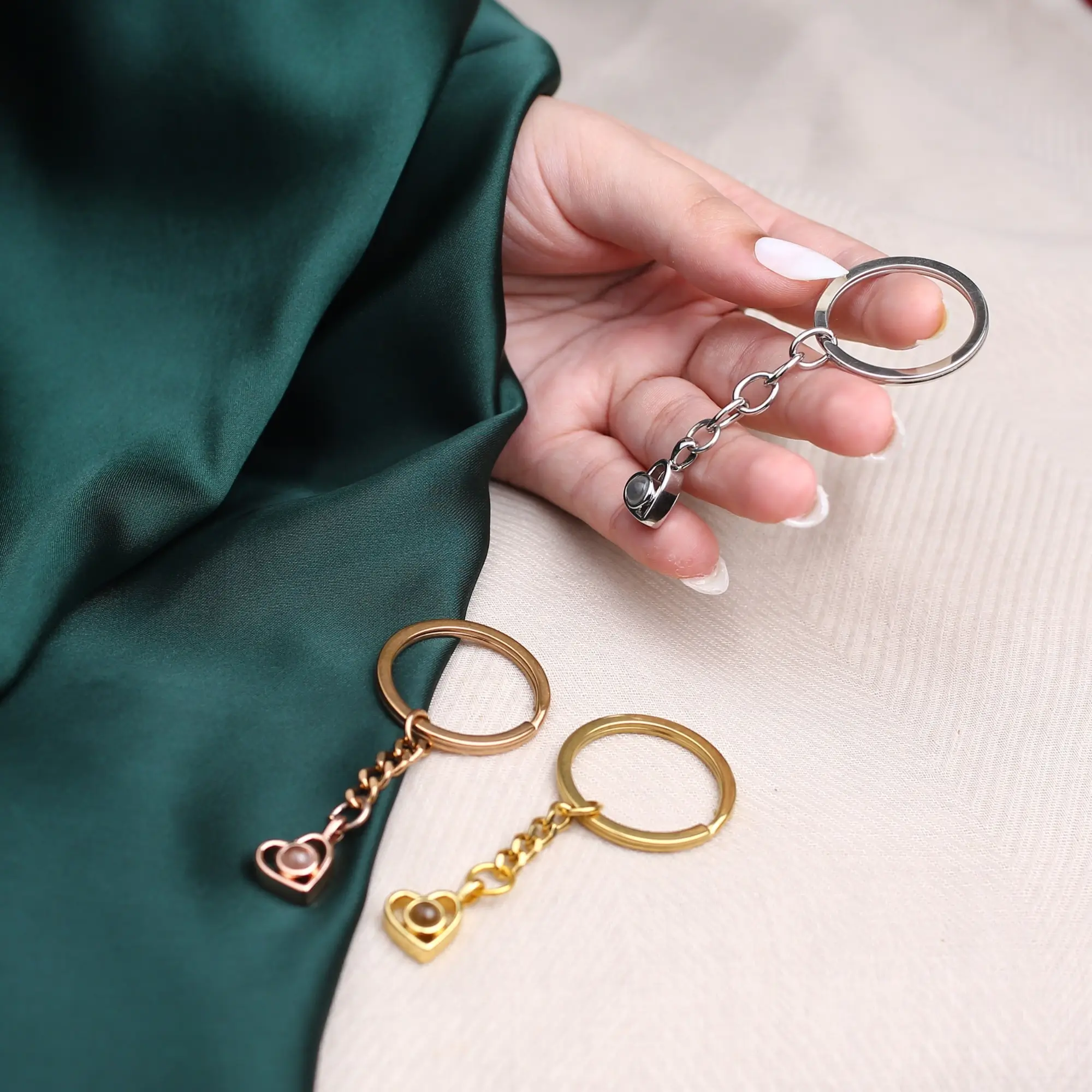 hidden memory heart photo keychain Heart projection keychain with hidden photo inside, a meaningful gift for mom.