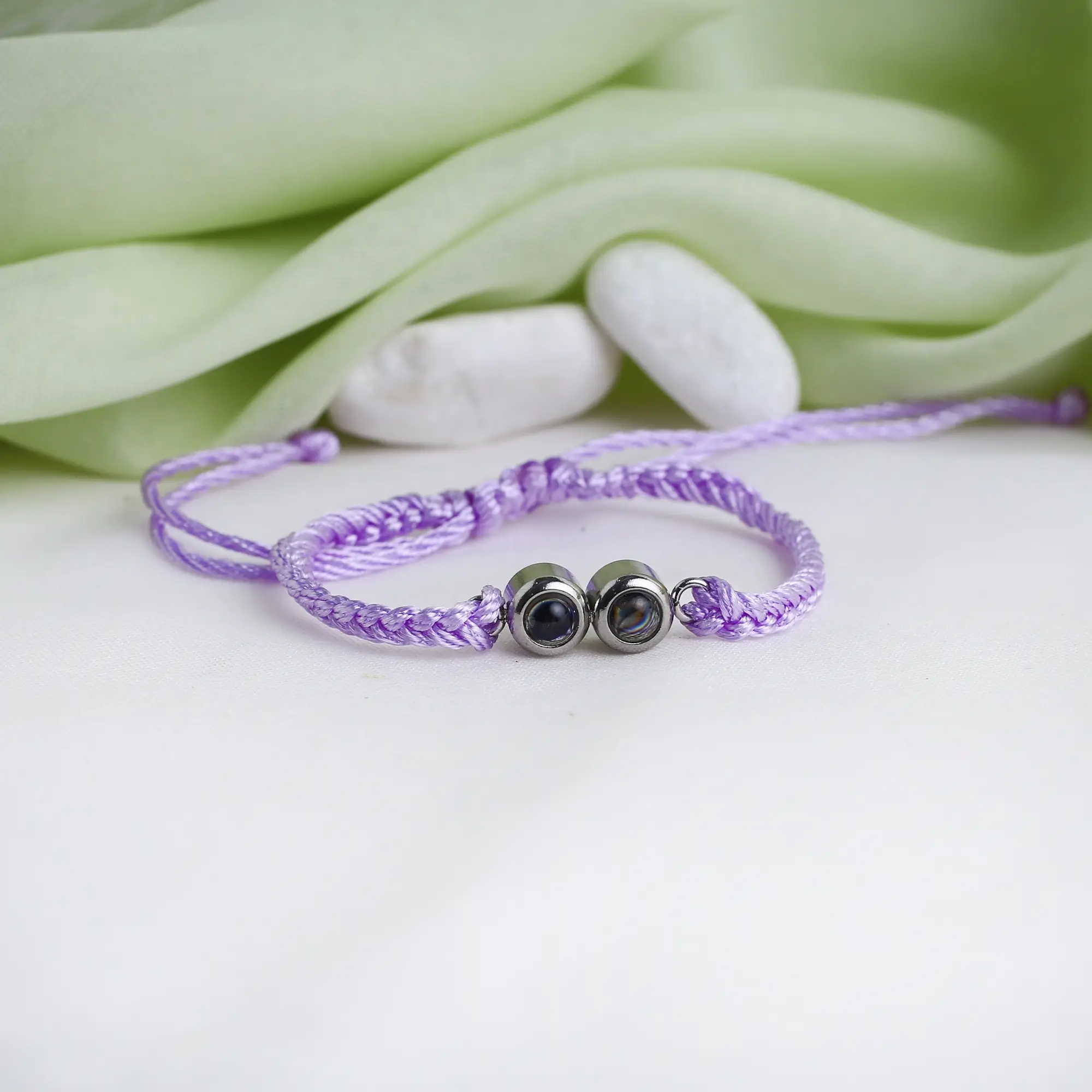 remembrance duo bead bracelet photo inside Personalized duo bead bracelet with two projection pictures, romantic couple gift.