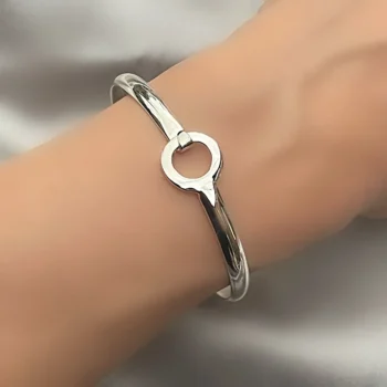 Sterling Silver 925 Cut Out Round Clasp Bangle Bracelet