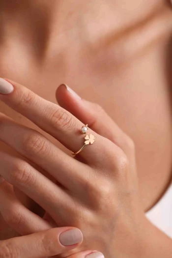 14K Solid Gold Clover Ring with Pearl – Minimalist Open Ring