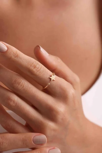 14K Solid Gold Tiny Star Ring – Minimalist Handmade Ring