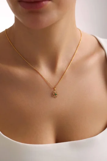 14K Solid Gold Daisy Necklace – Dainty Flower Pendant