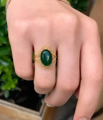14K Solid Gold Green Agate Twisted Wire Ring – Handmade Gemstone Ring