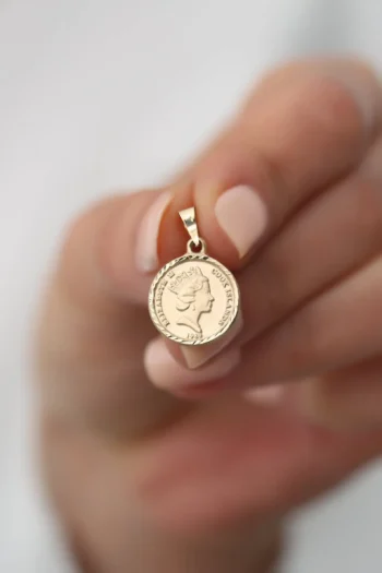 14K Solid Gold Queen Elizabeth Coin Pendant – Medium Embossed Coin Pendant
