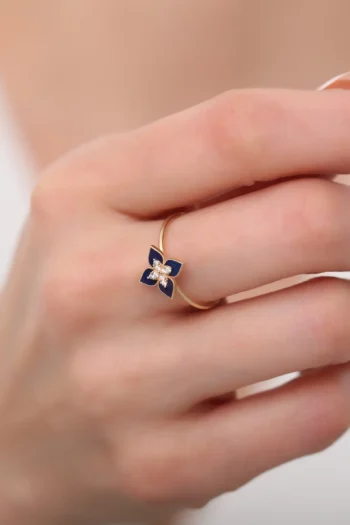 14K Solid Gold Clover Ring – Elegant Navy Blue Gemstone Ring